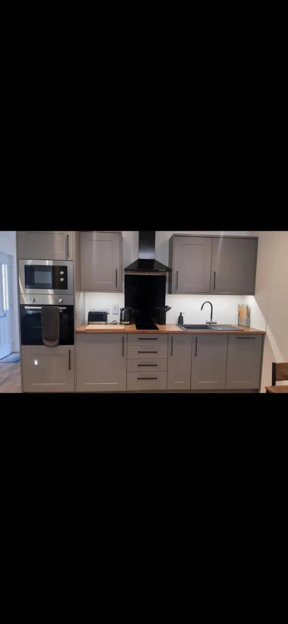 Tramore - Self Contained 1 Bedroom Unit - King Size Bed - Free Private Parking - 3 Miles From Fort William High Street Exterior photo